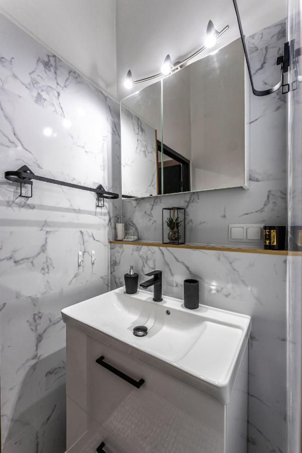 Wasz Metraz Stare Miasto Apartment Lublin Bagian luar foto